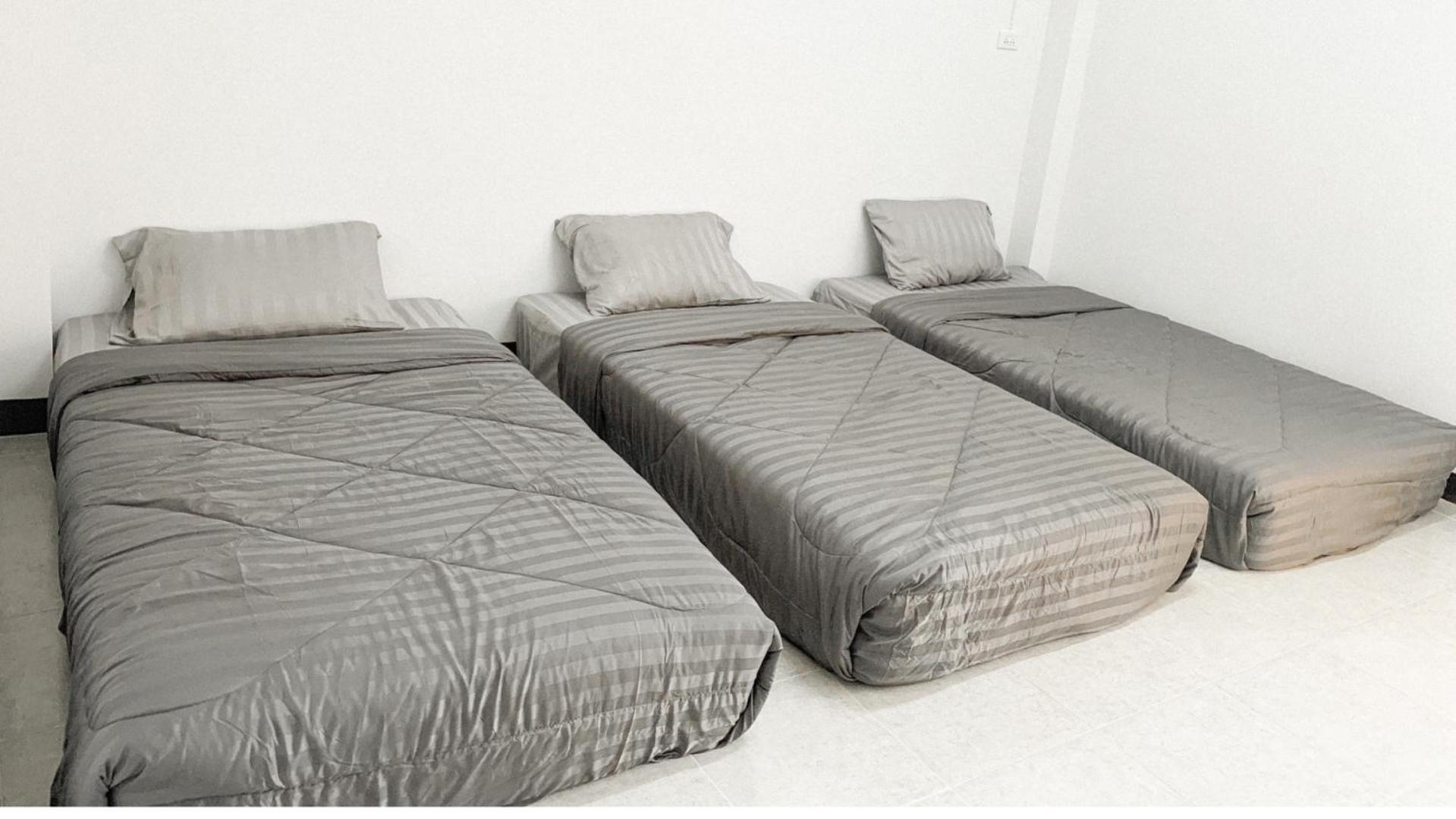 The Savannah Hostel Пай Екстериор снимка